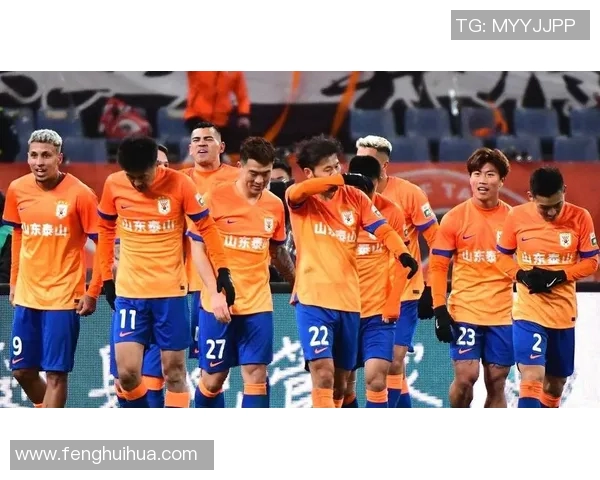 中超赛季中段换帅潮涌现，多队调整战术风格